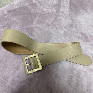 Elegant Beige Leather Belt